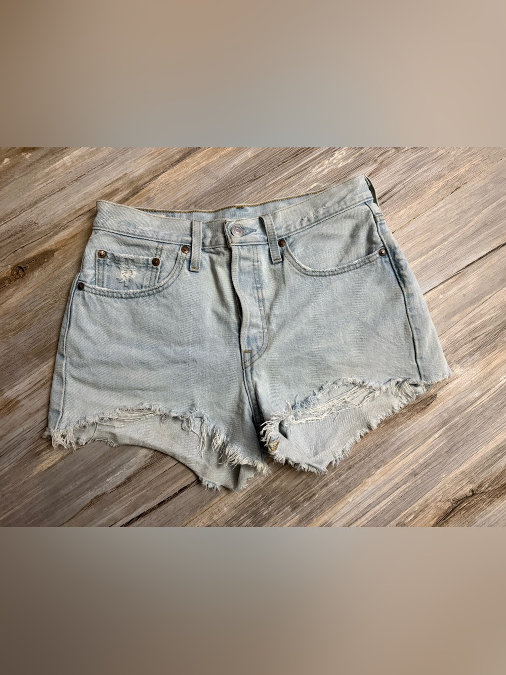 Levi’s Premium 501 Women’s 27 Light Blue High Rise Cut-Off Denim Shorts